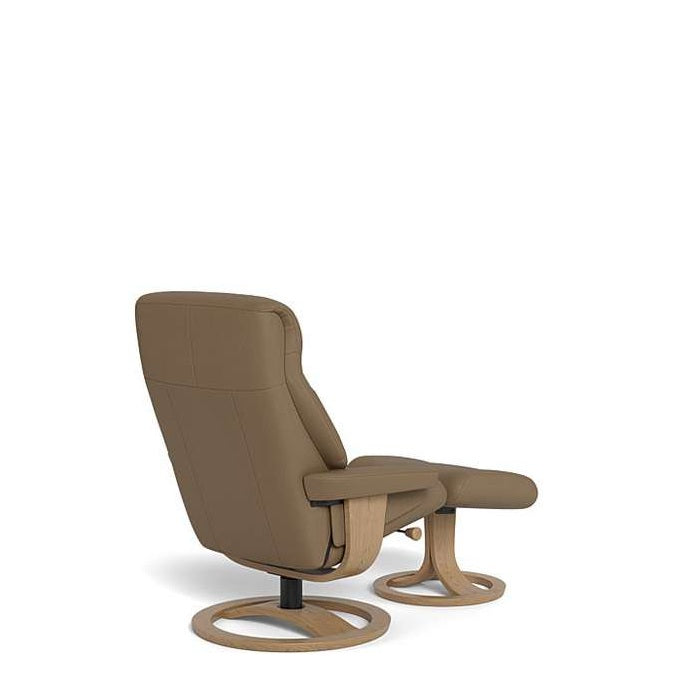 La-Z-Boy Atlanta Recliner + Footstool