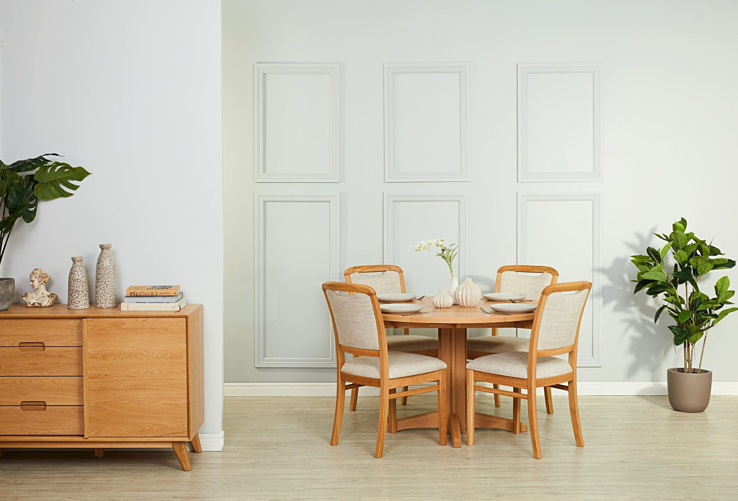 Dining Tables Round