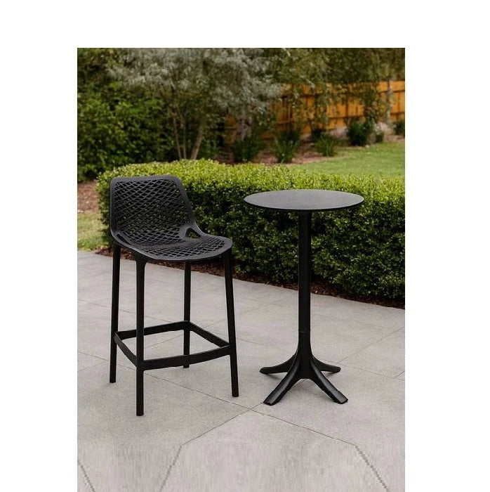 Outdoor Bar Tables and Chairs