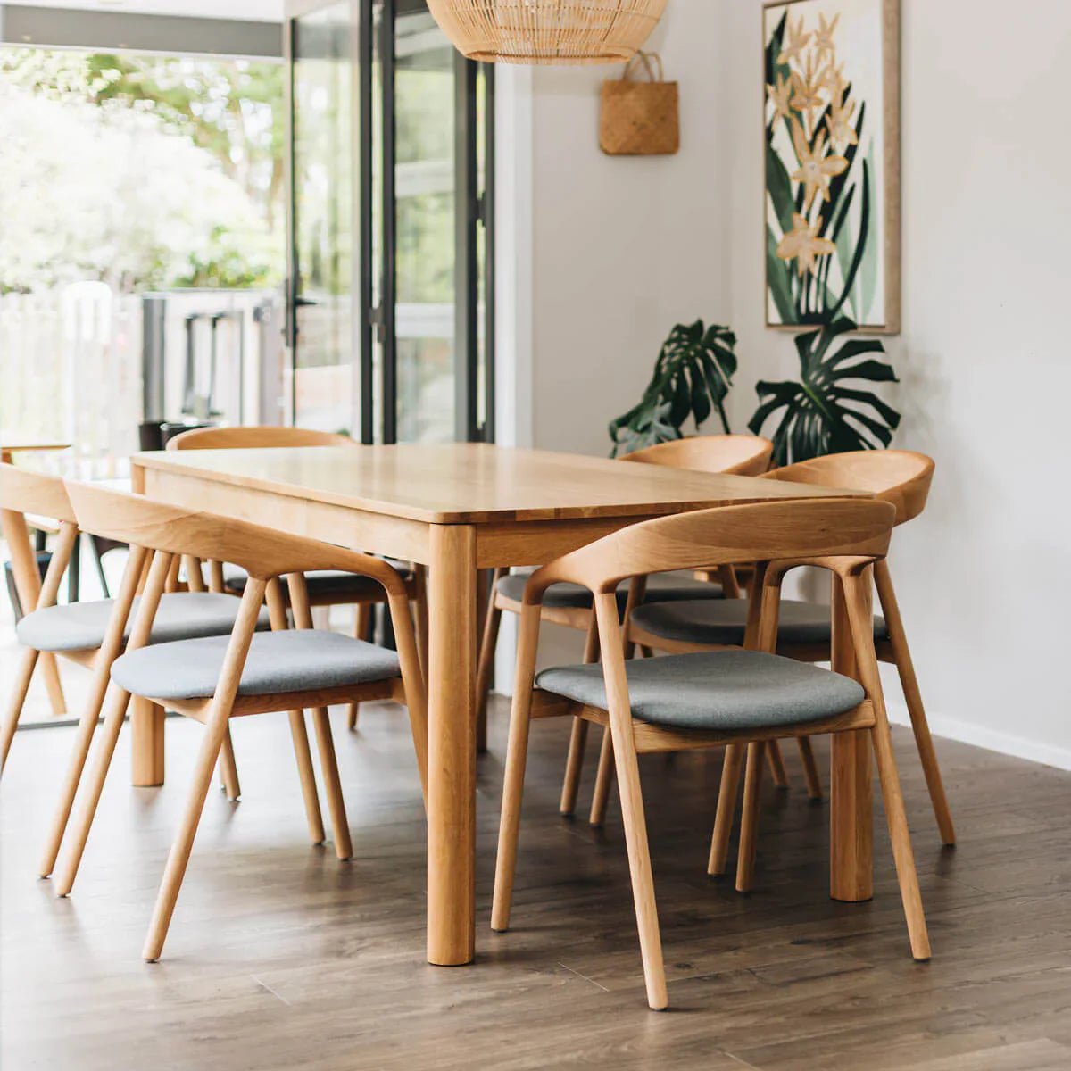 The Oliver Dining table collection