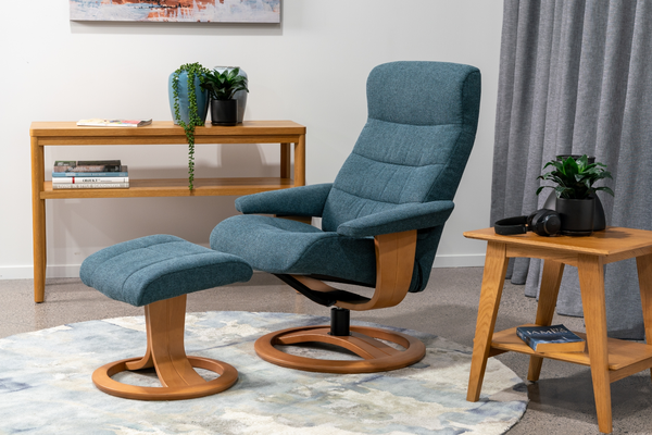 Tampa Recliner + Footstool9