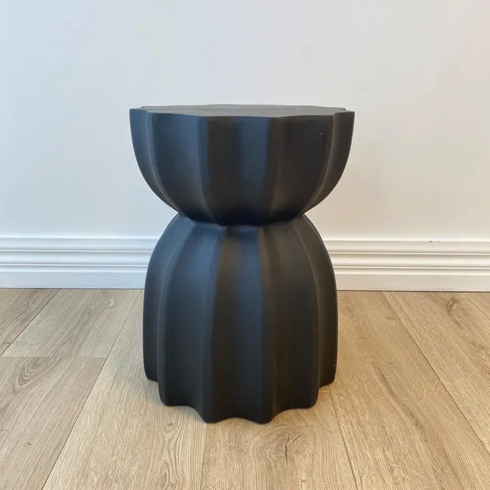 Fluted Side Table - Black fibre - cement - Paulas Home & Living