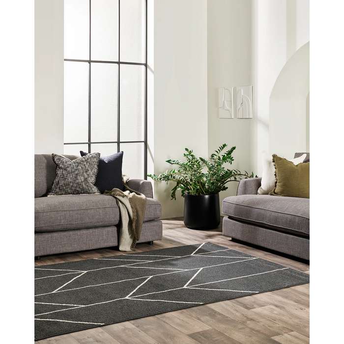 Kingston Floor Rug - Black (Polypropylene) - Paulas Home & Living