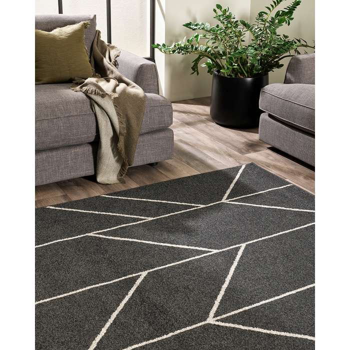 Kingston Floor Rug - Black (Polypropylene) - Paulas Home & Living