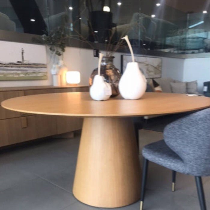 Manhattan2 Dining Table Round (Oak) - Paulas Home & Living