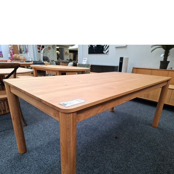 Oliver Oak Dining Table 1600w or 1800w - Sits 6 - Paulas Home & Living