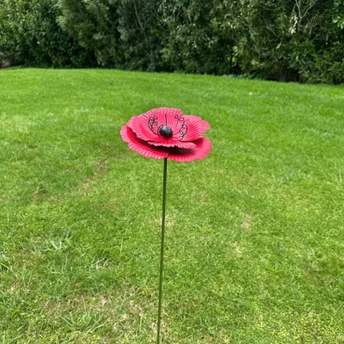 Poppy Garden Stake 1035h - Paulas Home & Living