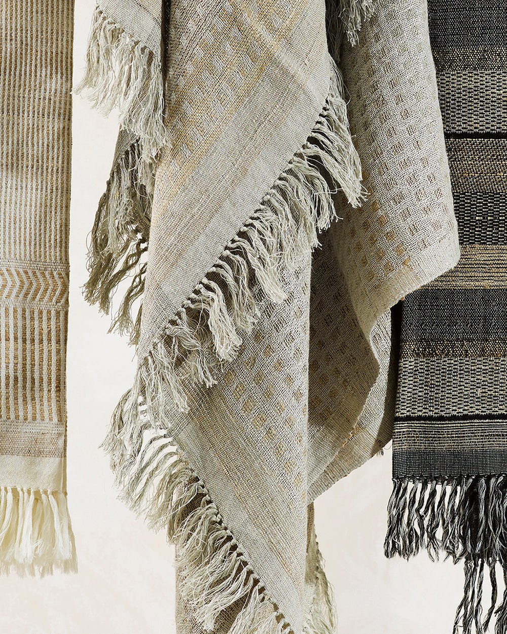 Solano Ivy Throw - Linen/Silk - Paulas Home & Living