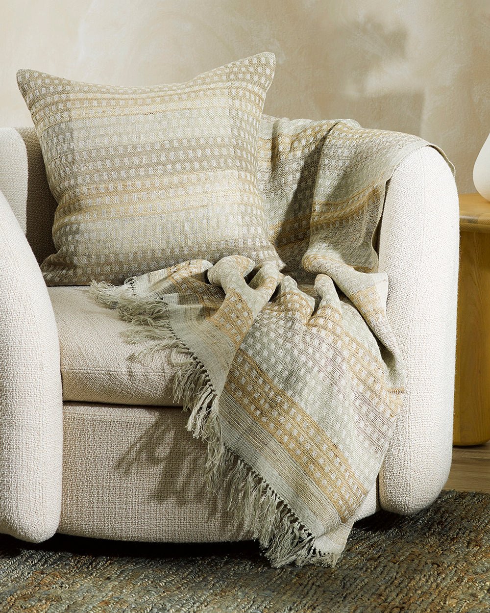 Solano Ivy Throw - Linen/Silk - Paulas Home & Living